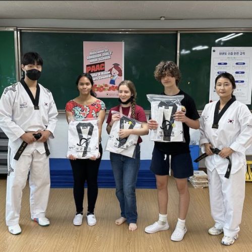 songgok girls HS taekwondo